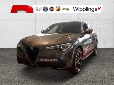 Alfa Romeo Stelvio Super + Sprint Paket 2,0 16V 200 AT8 Q4 bei Wipplinger Automobilia in 